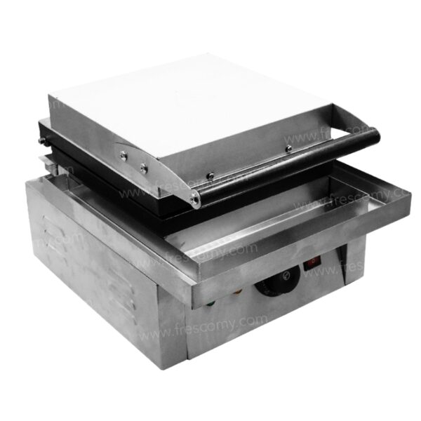 The Waffle Two Rectangle Machine Electric FNP-537 features a commercial-grade stainless steel build, flat top lid, handle, and front control panel—ideal for use as an electric waffle maker or versatile sandwich press.